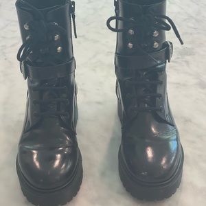 Boots/maje/outstanding condition